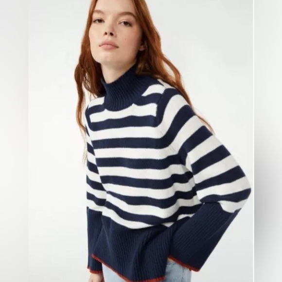Navy and White Striped Women's Sweater Free Assembly Nautical - Picture 1 of 6